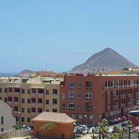 The Pearl El Medano, By Nivariahost *